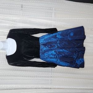 Vintage Black & Blue Velvet & Taffeta Formal Long-sleeved Cocktail Dress Sz8